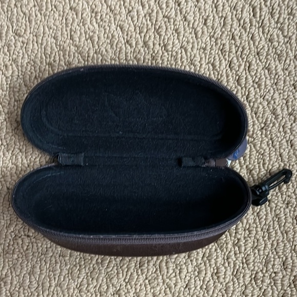 Maui Jim Zip Sunglass Case - Picture 3 of 3